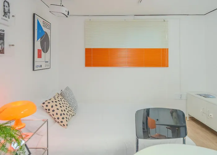 Sillim National 5 Min Gangnam 20 Min Jamsil Seongsu Hongdae 2br Sleeps 4 アパート *