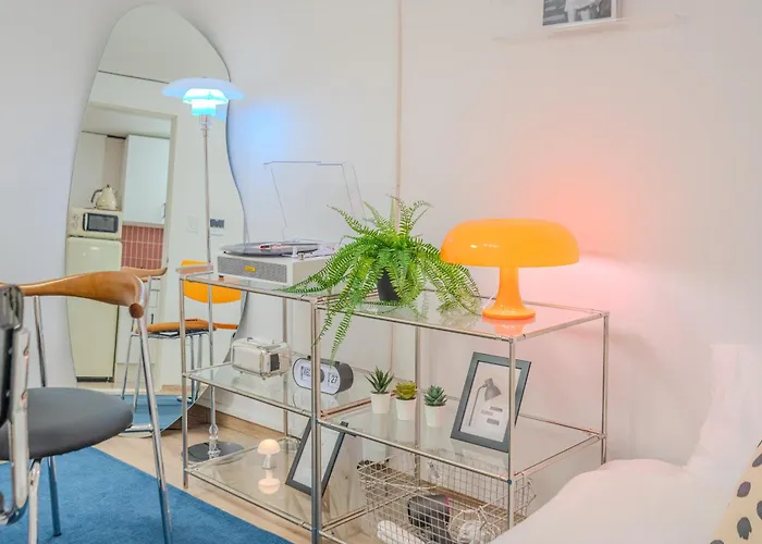 Sillim National 5 Min Gangnam 20 Min Jamsil Seongsu Hongdae 2br Sleeps 4 * ソウル特別市