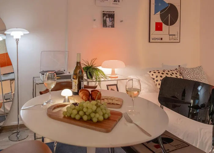 Sillim National 5 Min Gangnam 20 Min Jamsil Seongsu Hongdae 2br Sleeps 4 アパート *