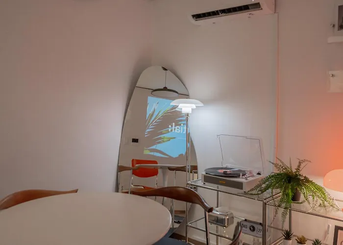 アパート Sillim National 5 Min Gangnam 20 Min Jamsil Seongsu Hongdae 2br Sleeps 4 ソウル特別市