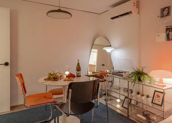 アパート Sillim National 5 Min Gangnam 20 Min Jamsil Seongsu Hongdae 2br Sleeps 4