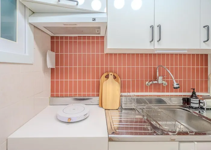 Sillim National 5 Min Gangnam 20 Min Jamsil Seongsu Hongdae 2br Sleeps 4 *