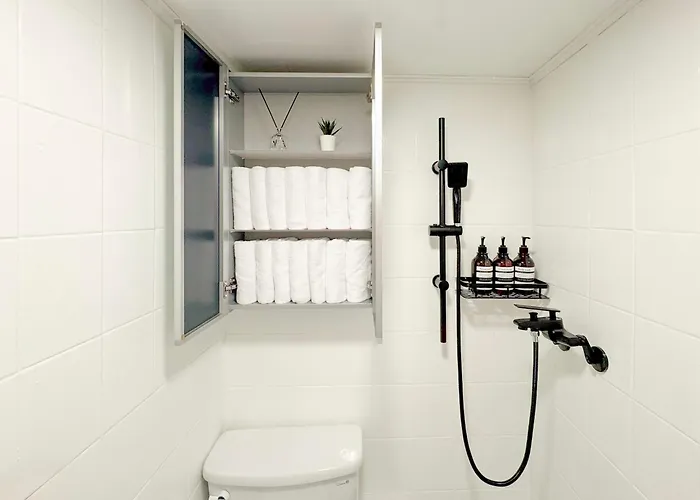 Sillim National 5 Min Gangnam 20 Min Jamsil Seongsu Hongdae 2br Sleeps 4 * ソウル特別市